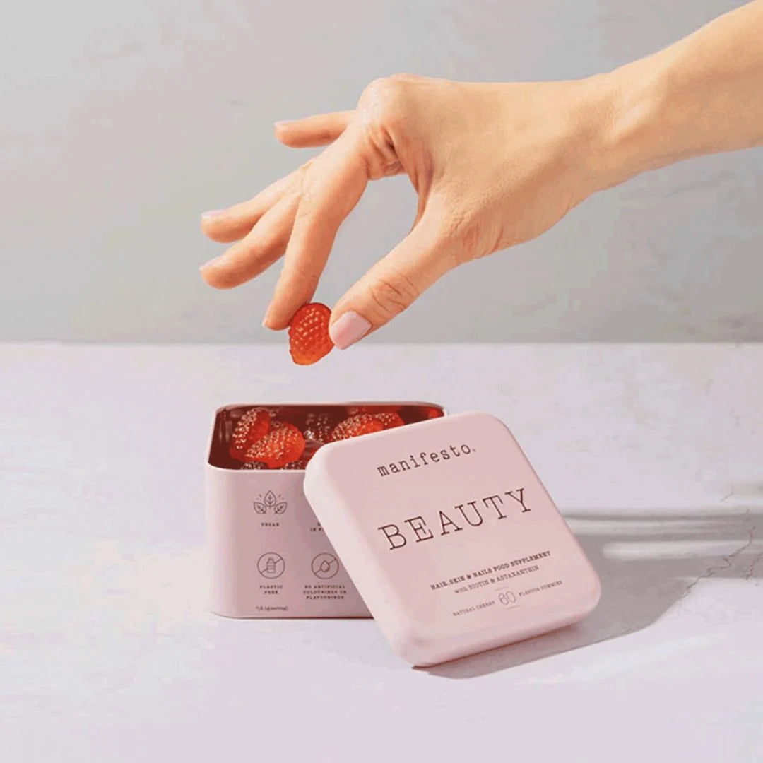 Manifesto Beauty Hair Skin and Nails Vitamin Gummies Refill 30 Days – before and after: hair and skin visibly improved after 30 days