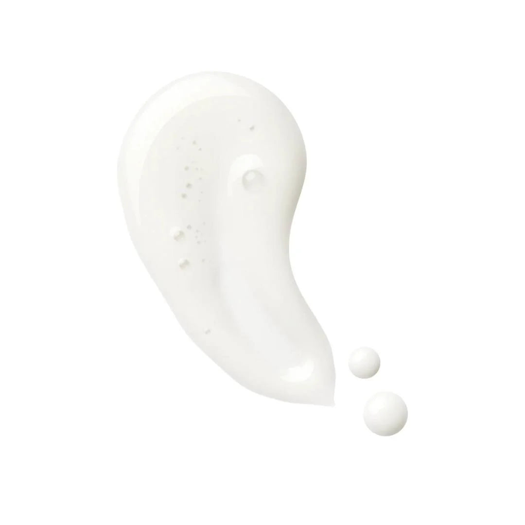 Zelens Omega Shiso Replenishing Serum 30ml – rich serum texture swatch on white background