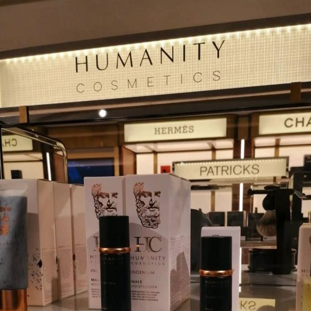 Humanity Cosmetics Set